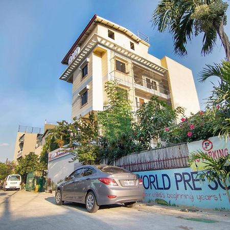 OYO 431 Apollo 11 Apartelle Pasay Esterno foto